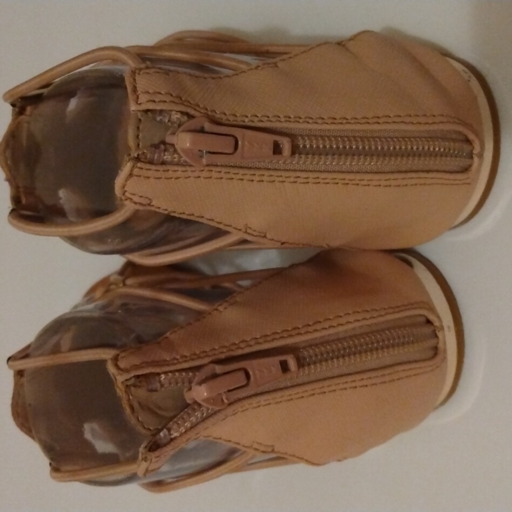 ALDO - Picture 7 of 7